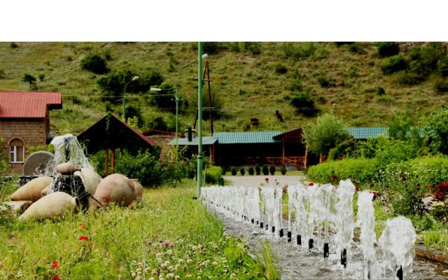 lucy-tour.am - էկրանի պատկեր